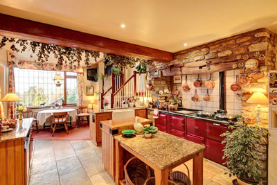 Tudor Lodge B & B